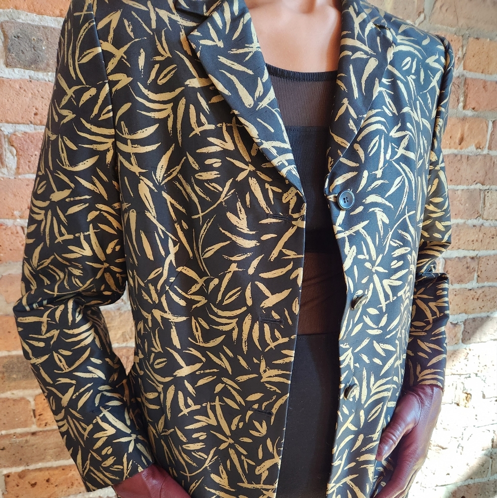 Structured Black/Gold Blazer Jacket - image 3